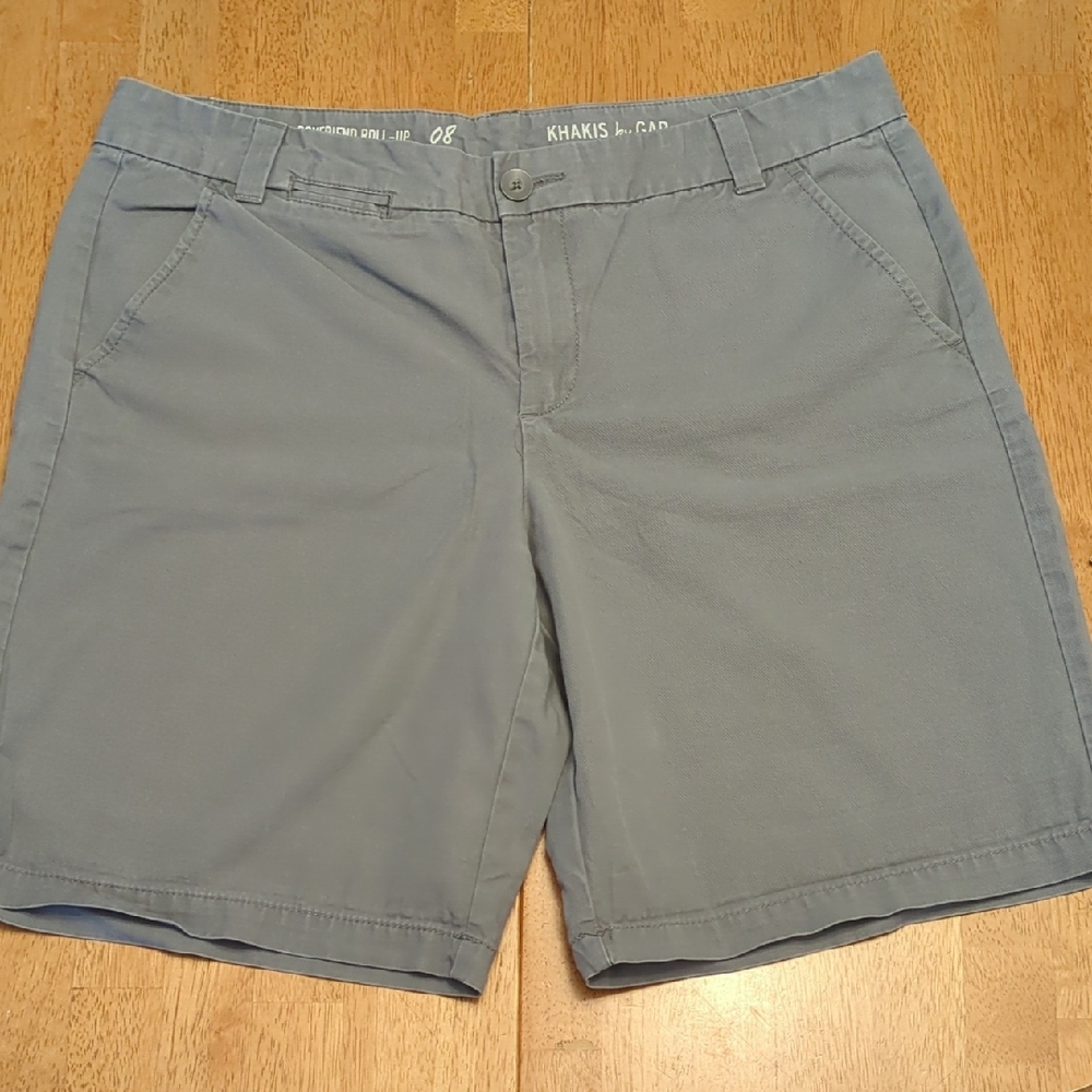 GAP Boyfriend Roll Up Flat Front Shorts Casual Style